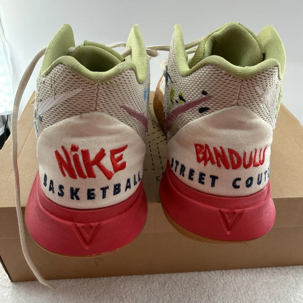 Nike Bandulu Kyrie 5 Embroidered Splatters Basketball Street Couture Mens 11.5